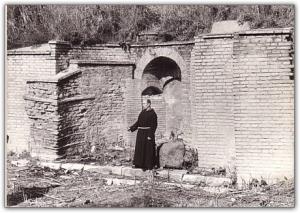 Ingrandisci